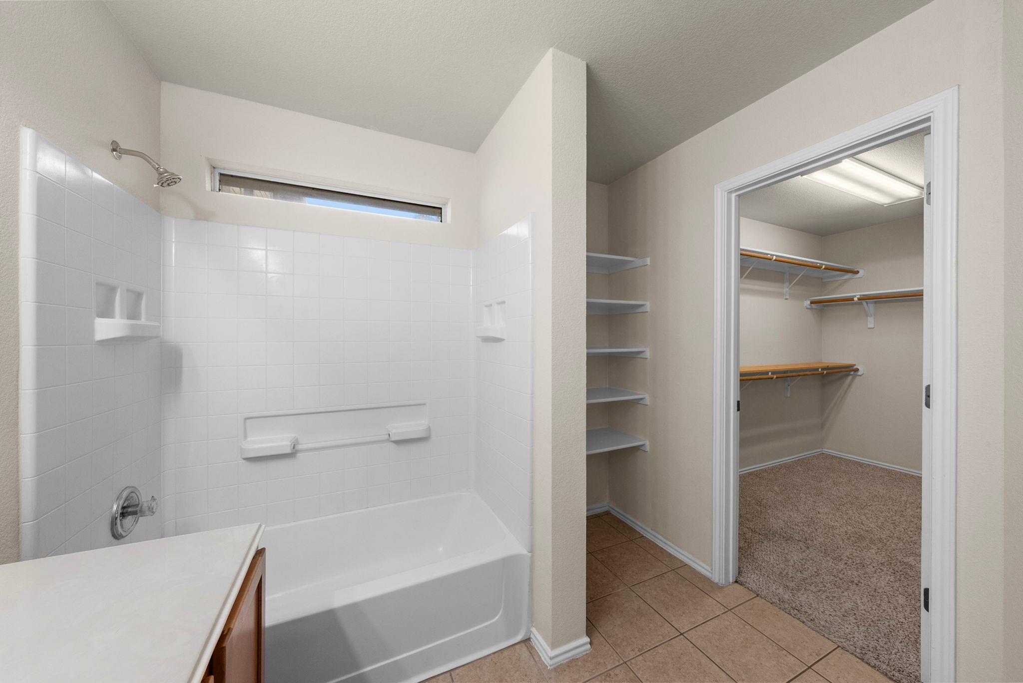 9424 Castle Pines Dr Property Photo 15