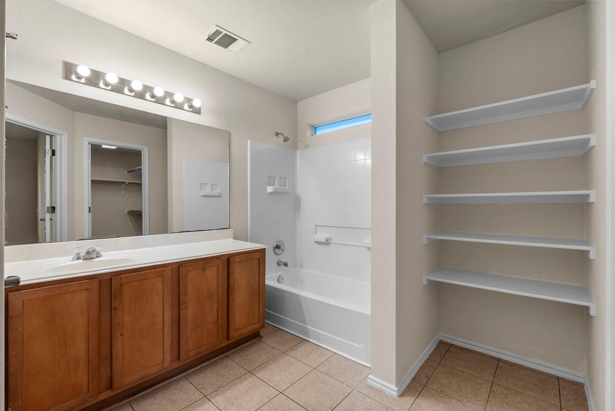 9424 Castle Pines Dr Property Photo 16