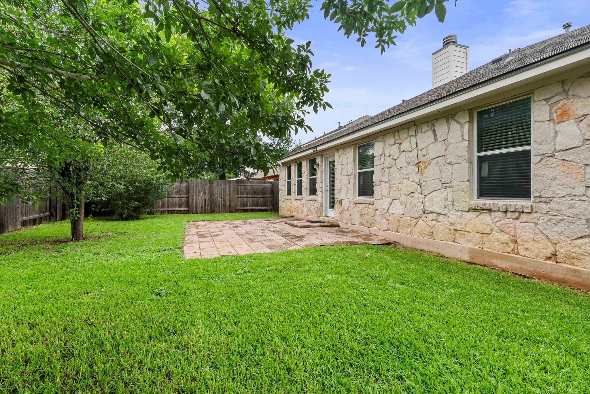 9424 Castle Pines Dr Property Photo 24