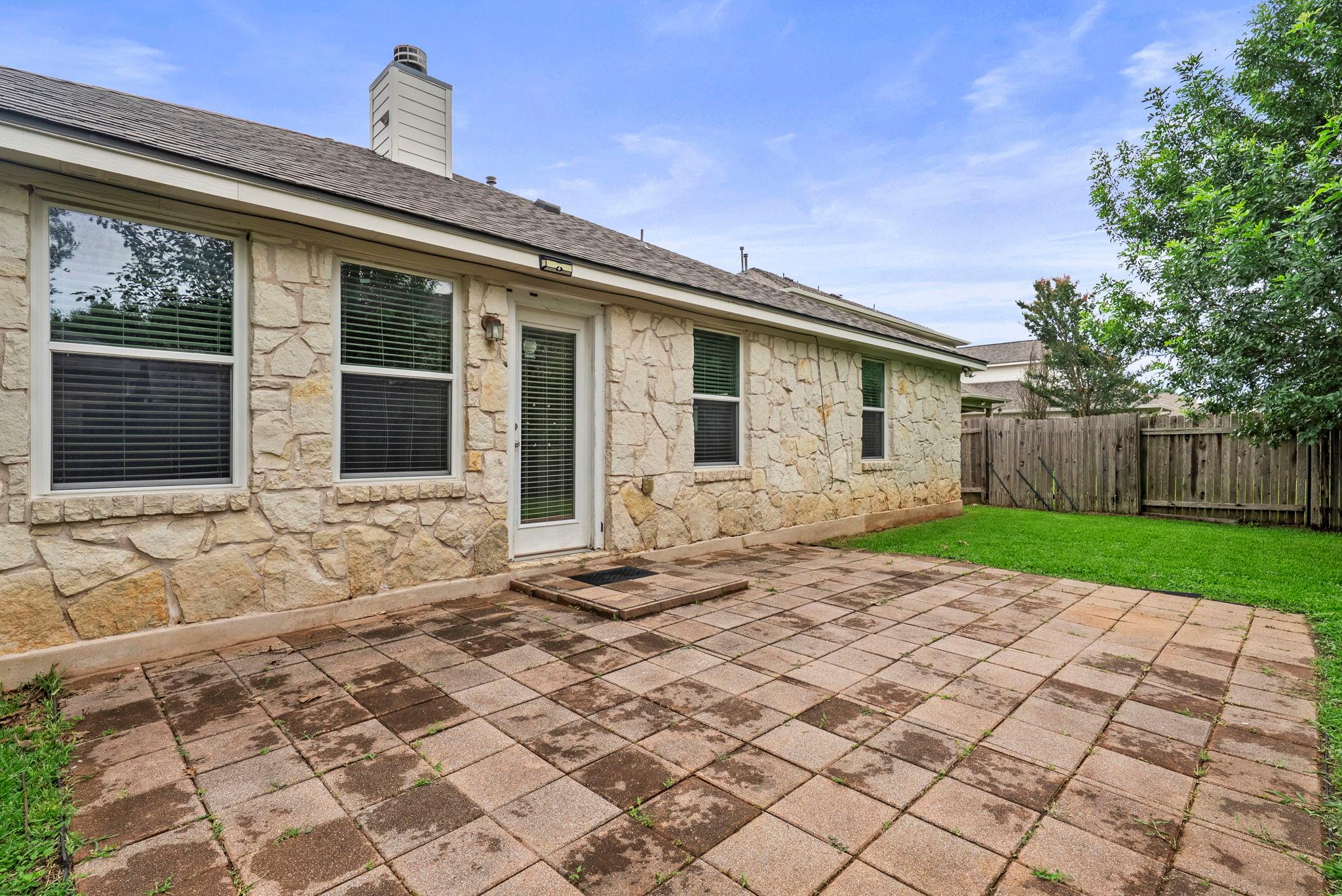 9424 Castle Pines Dr Property Photo 25