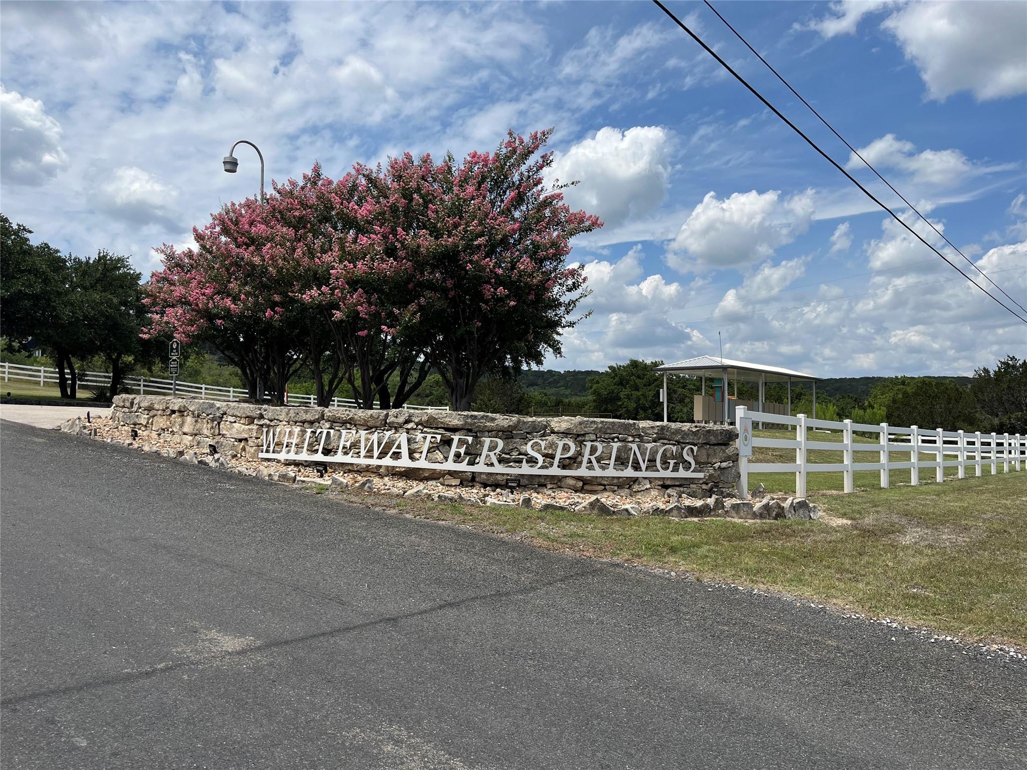 400 Sonora Dr Property Photo 1