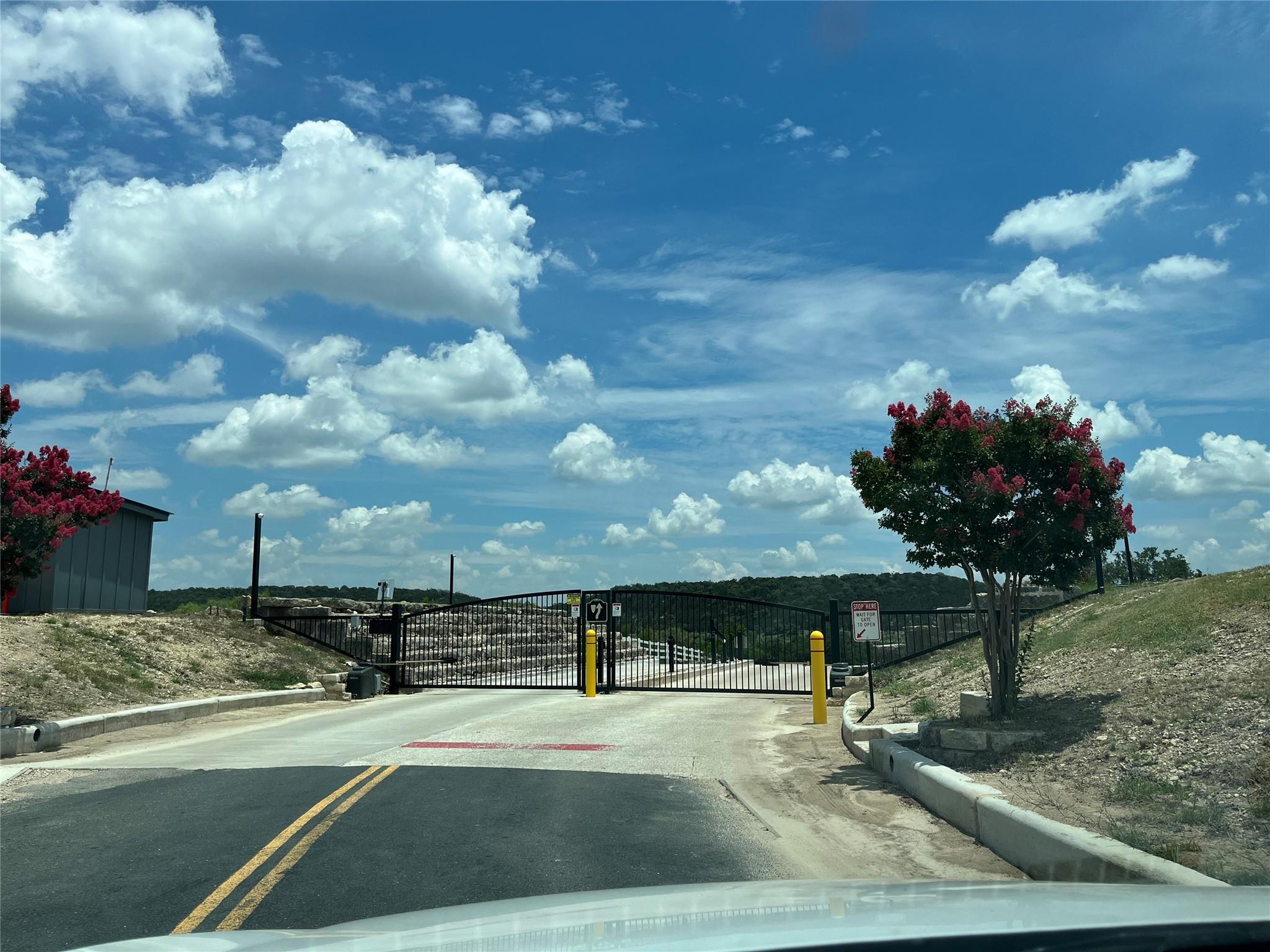 400 Sonora Dr Property Photo 9