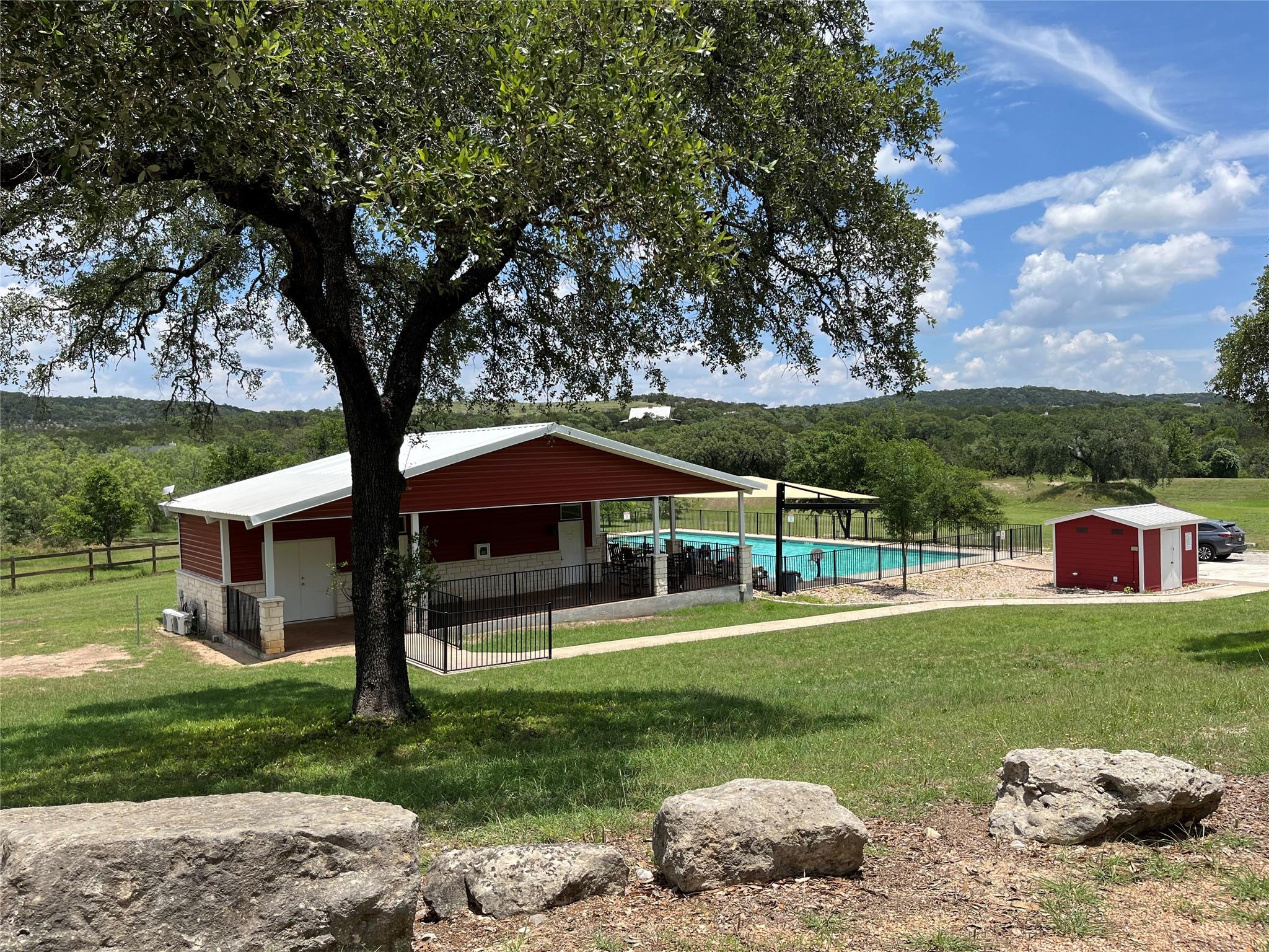 400 Sonora Dr Property Photo 14