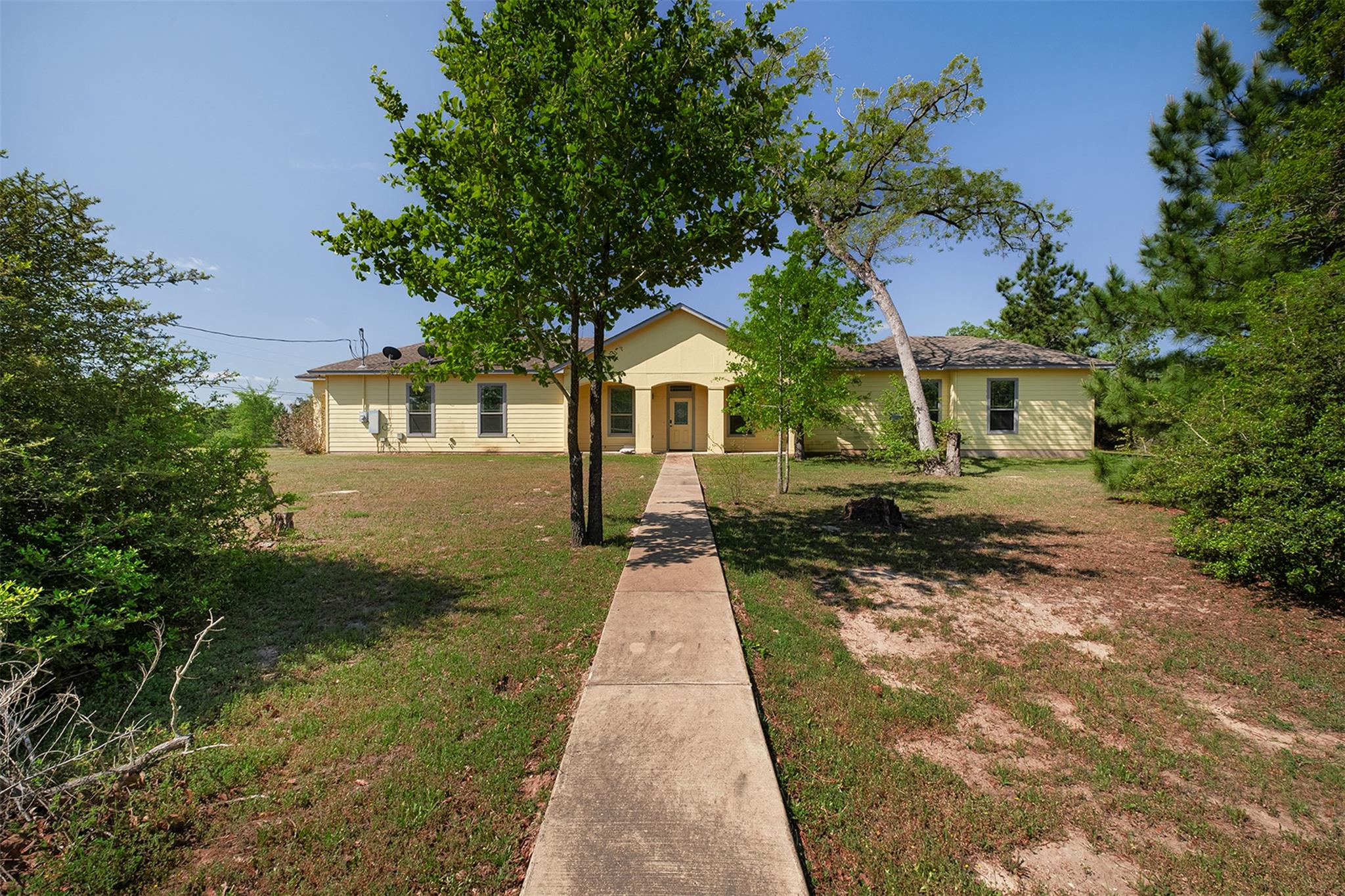 180 Jim Bowie Dr Property Photo 1