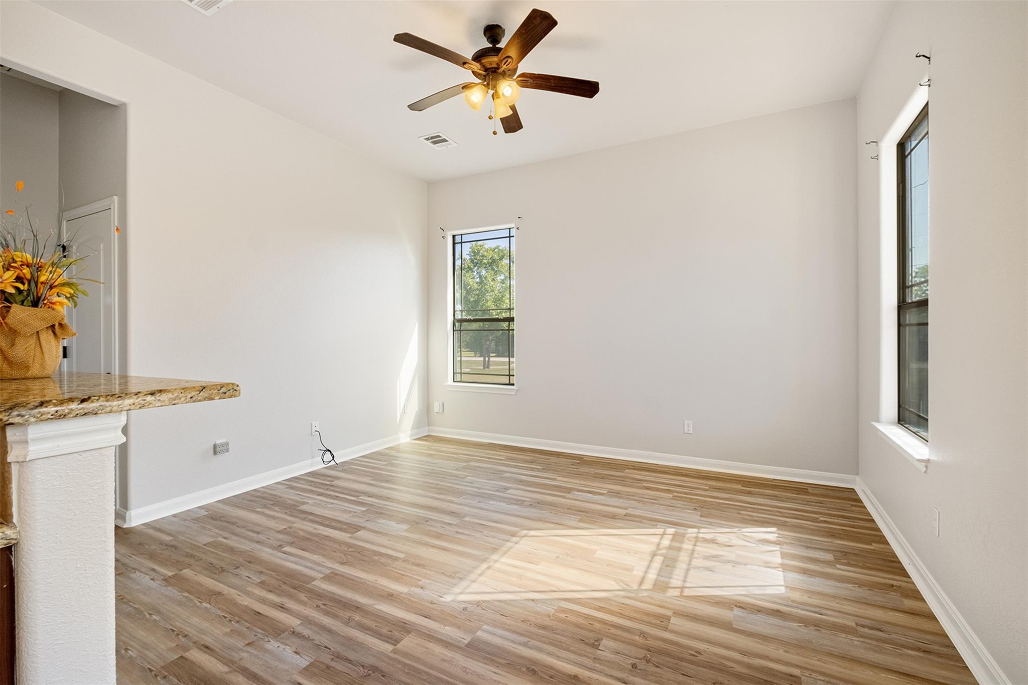 180 Jim Bowie Dr Property Photo 15