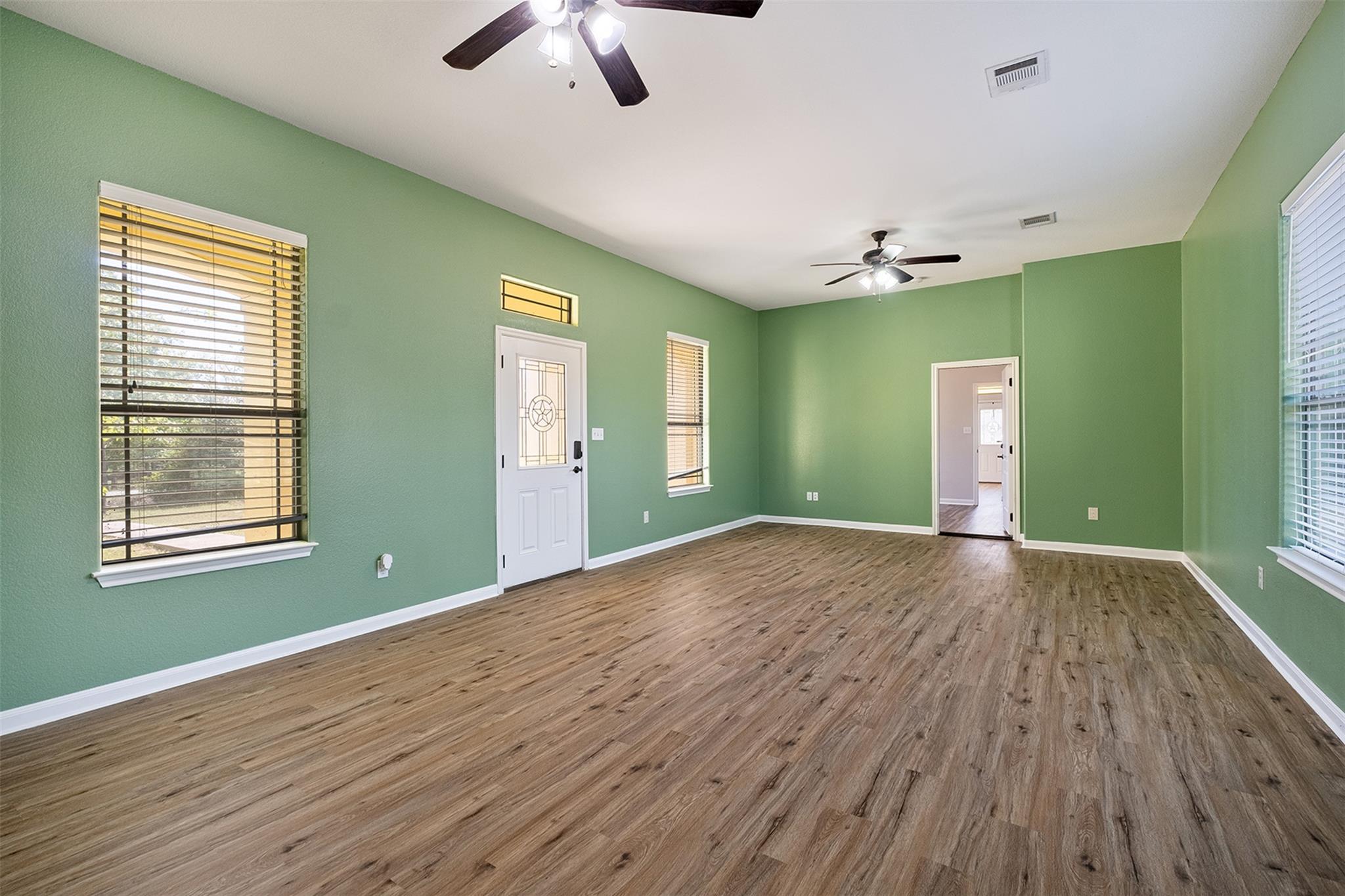 180 Jim Bowie Dr Property Photo 24