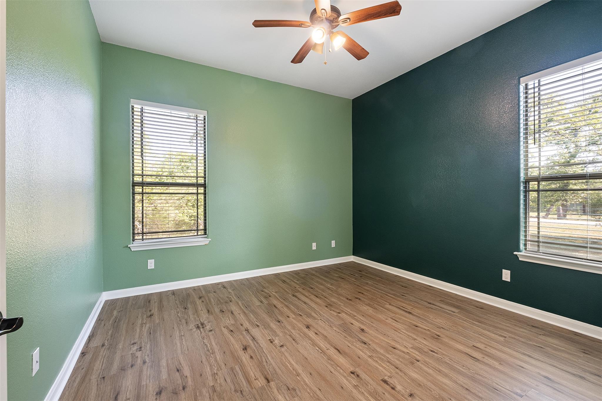 180 Jim Bowie Dr Property Photo 32