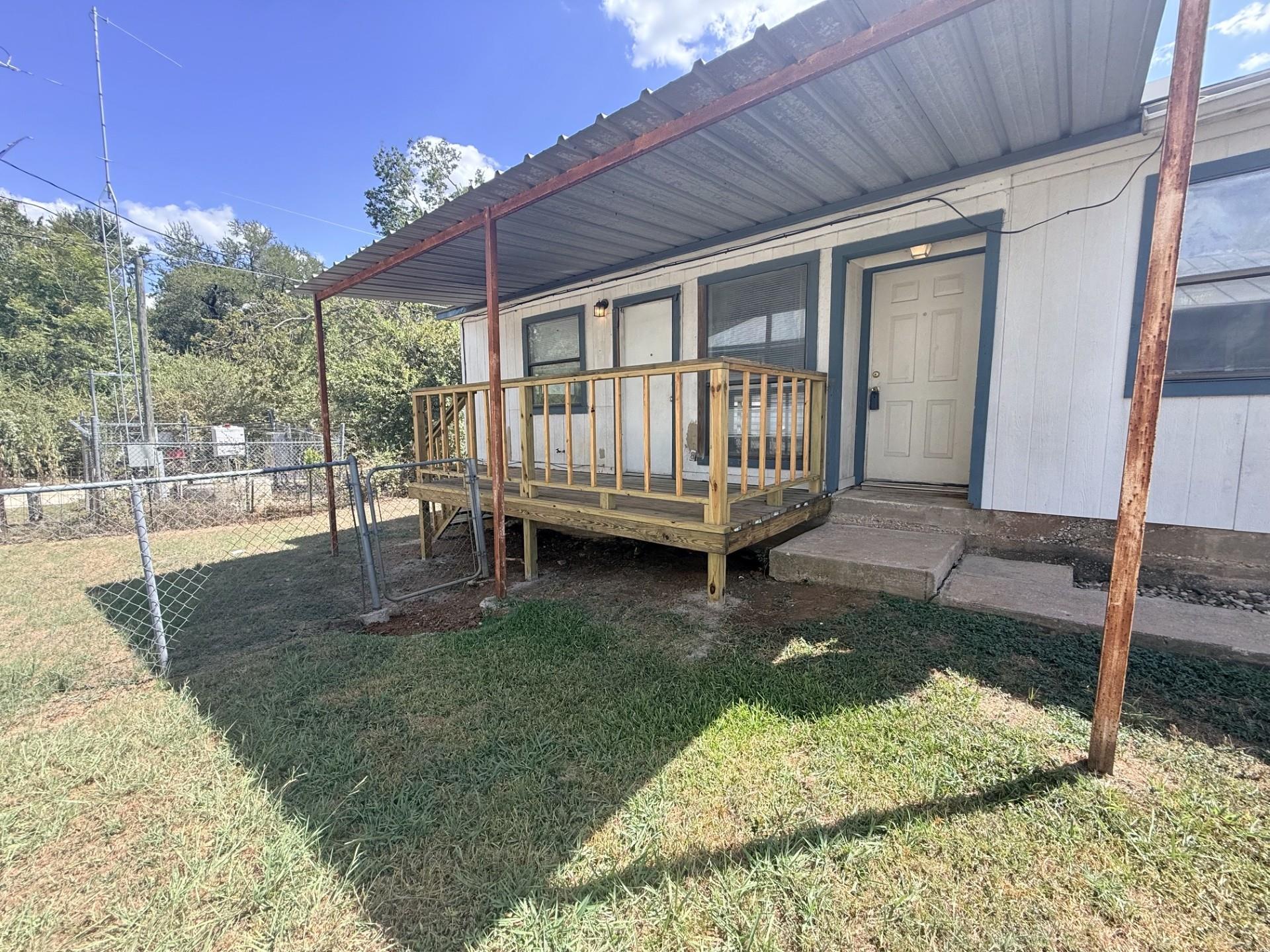 817 Lloyd Ln #a Property Photo 17