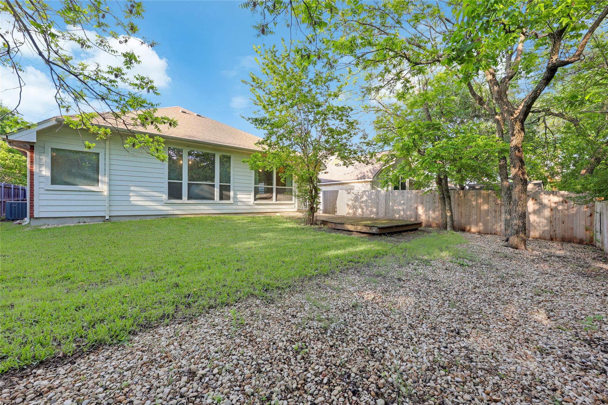 6815 Poncha Pass Property Photo 31