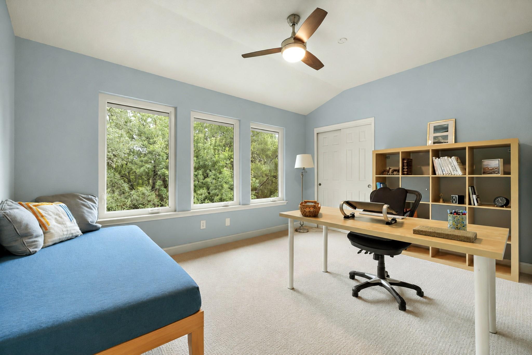 8005 Doe Meadow Dr Property Photo 25