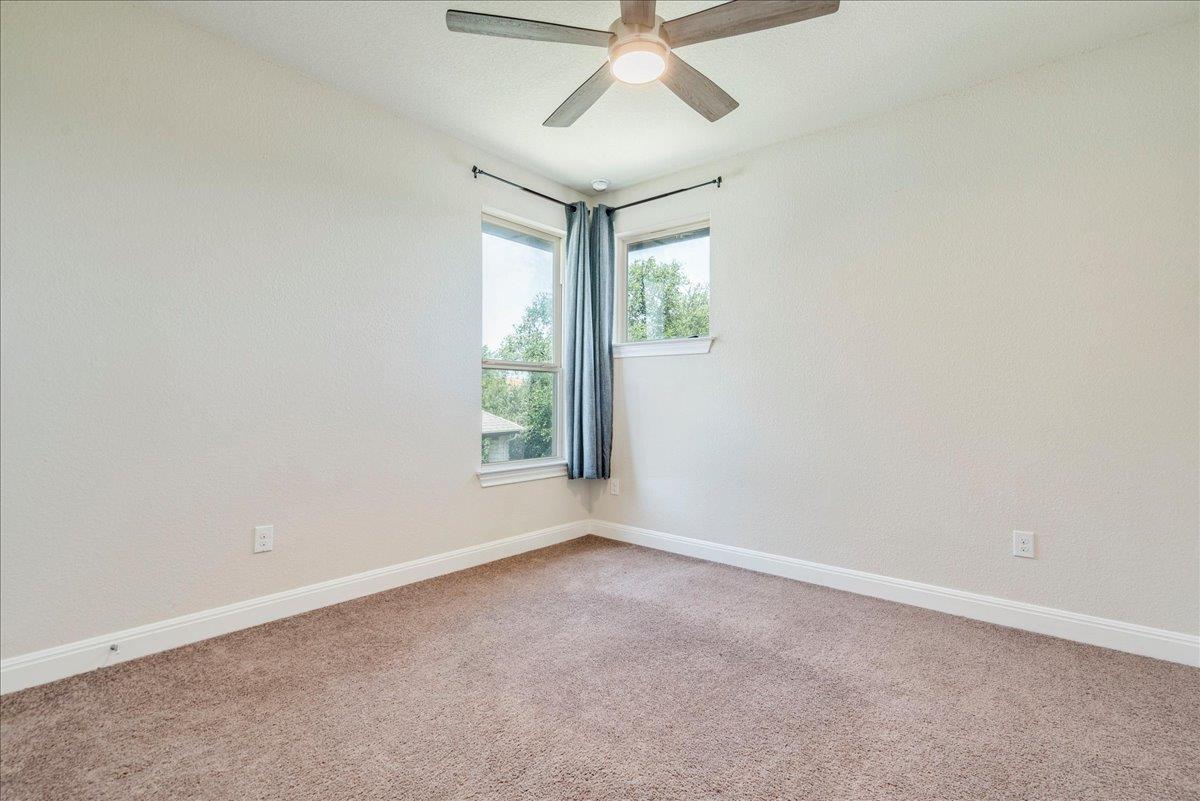 709 Kingston Pl Property Photo 28