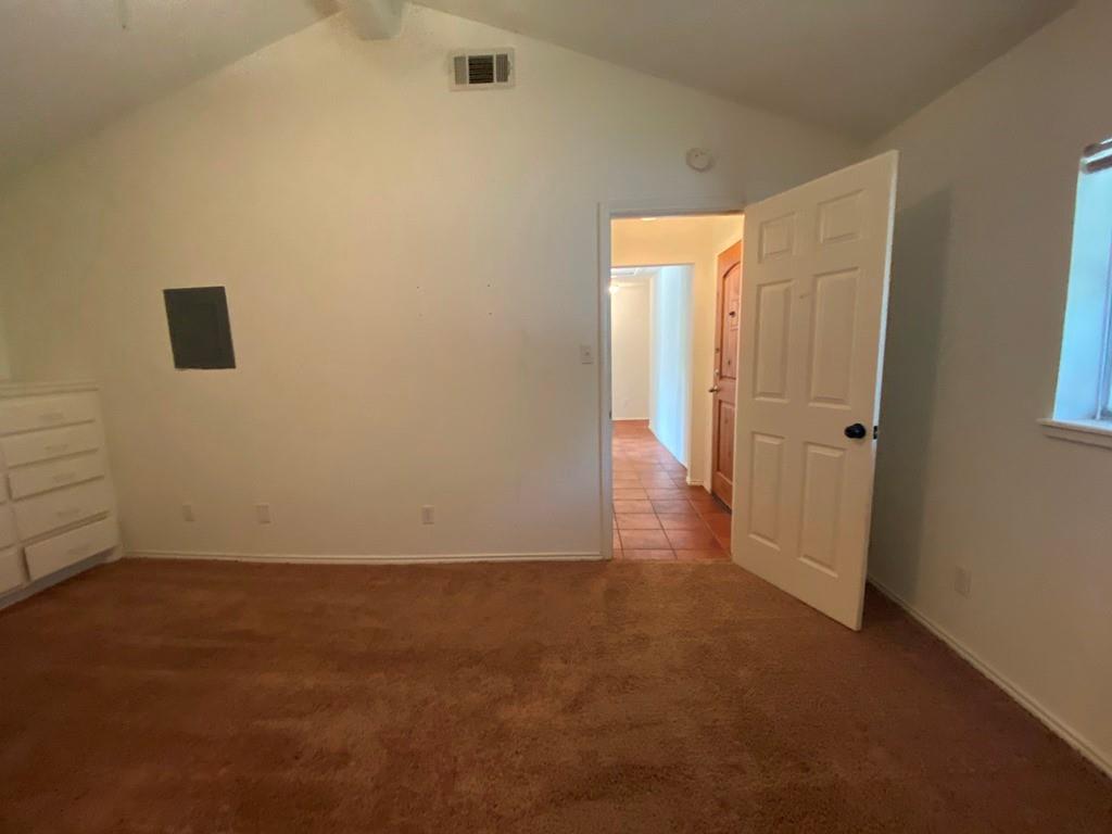 300 El Paso St Property Photo 10