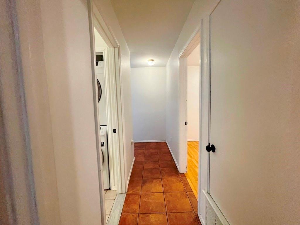 300 El Paso St Property Photo 11