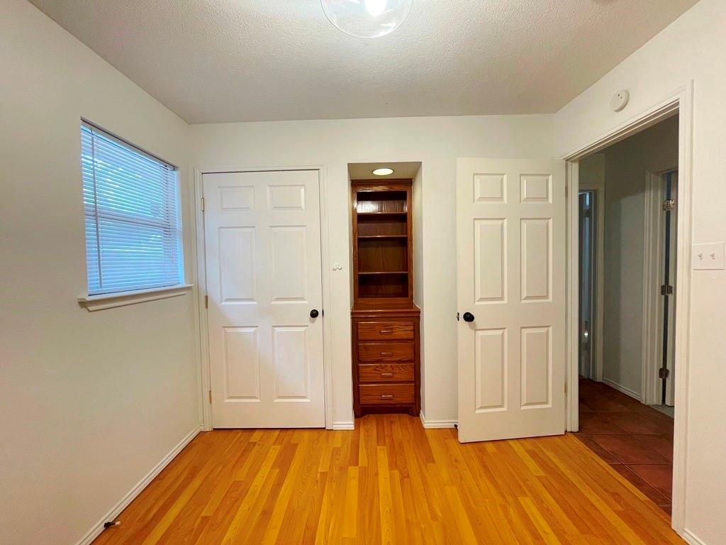 300 El Paso St Property Photo 23