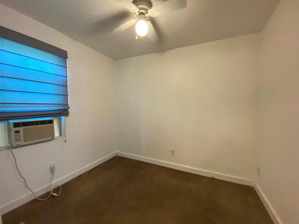 300 El Paso St Property Photo 28