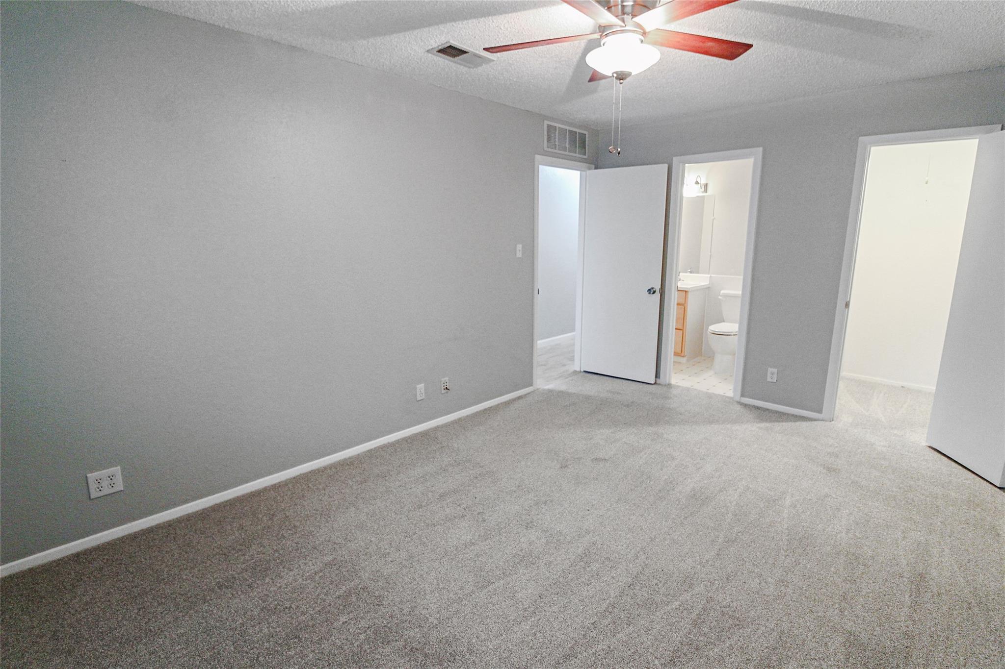 11705 Cherokee St #a Property Photo 7
