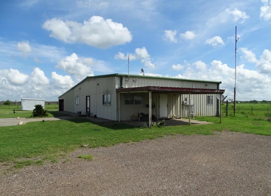3660 E Highway 285 Hwy Property Photo 2