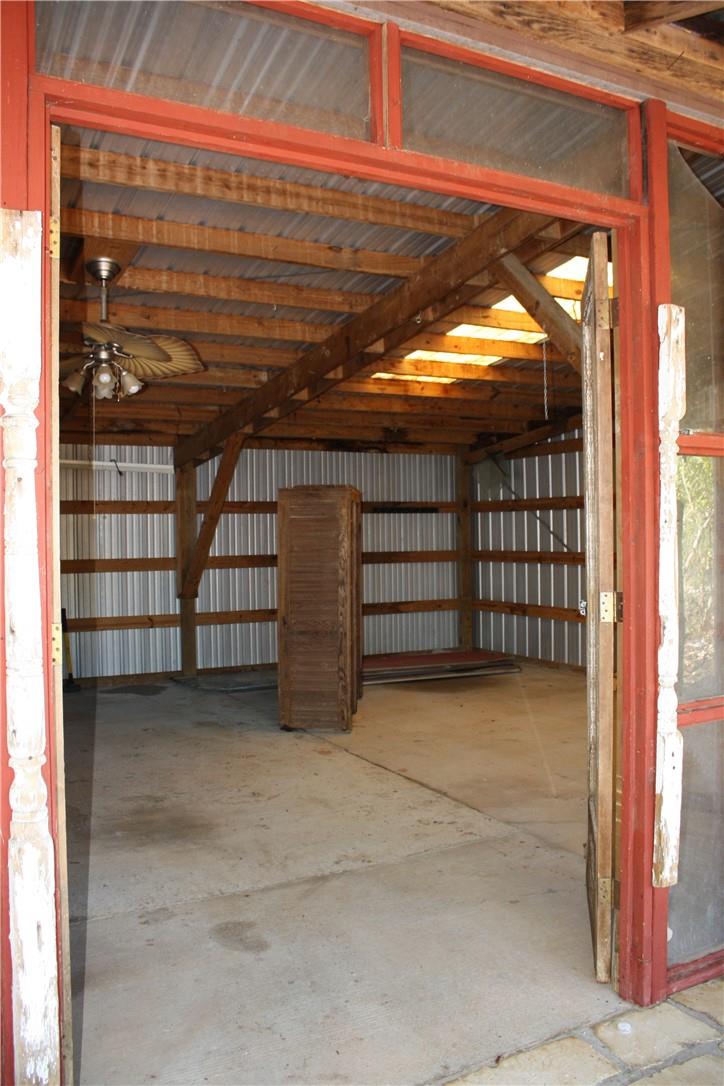 10611 Circle Dr Property Photo 4