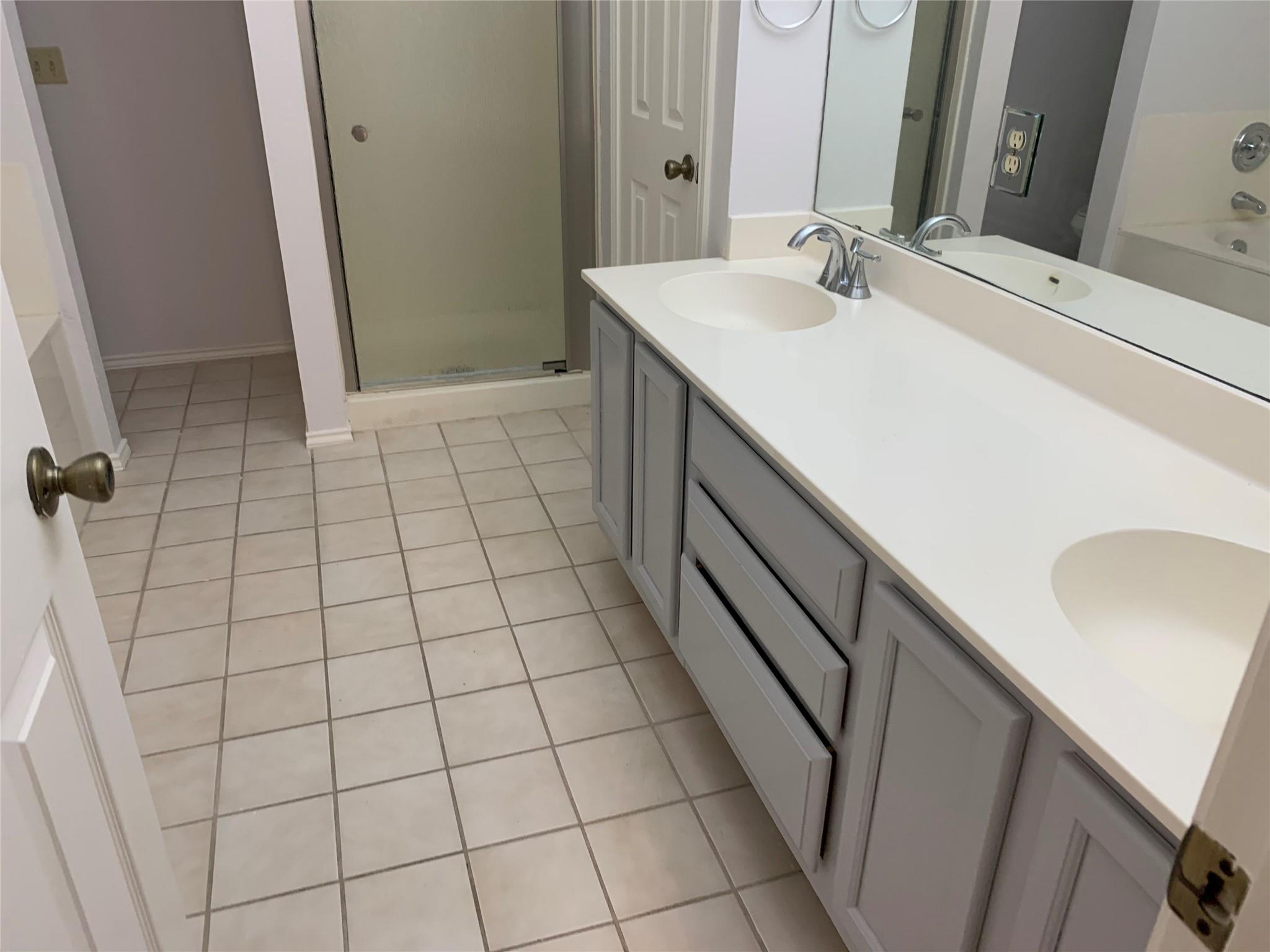 17130 Copperhead Dr Property Photo 11