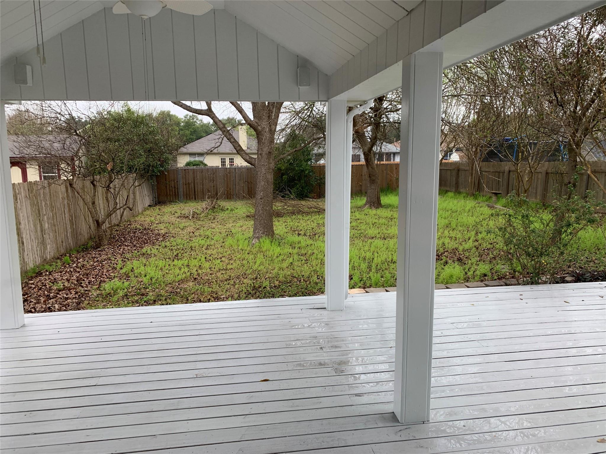 17130 Copperhead Dr Property Photo 12