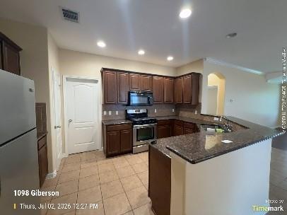 1098 Giberson Way Property Photo 4