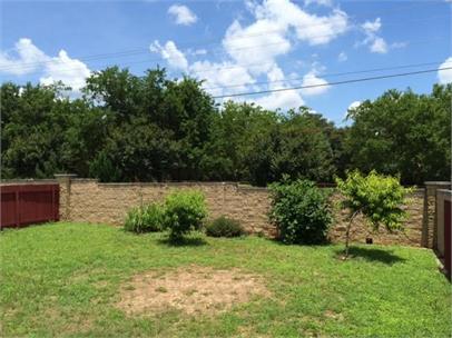 1098 Giberson Way Property Photo 17