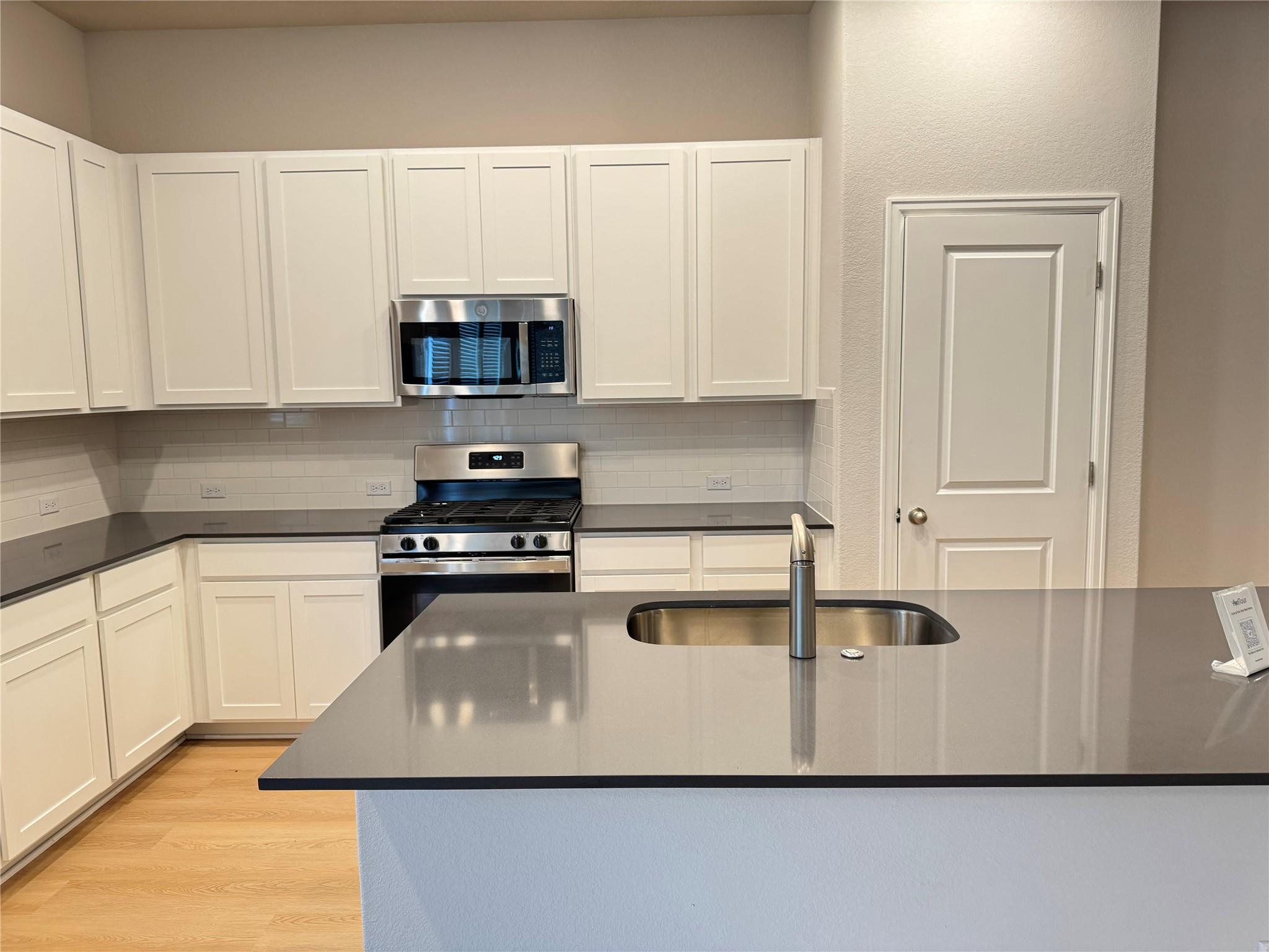 3000 Chisholm Trail Rd #3 Property Photo 2