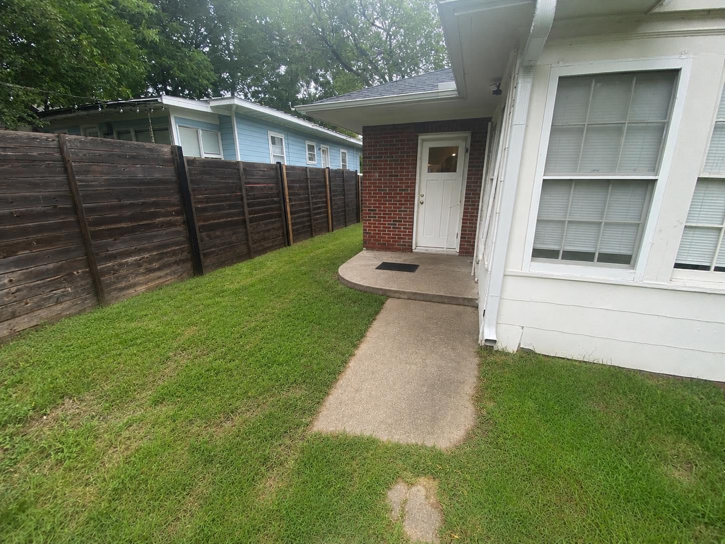 3200 Harris Park Ave Property Photo 16
