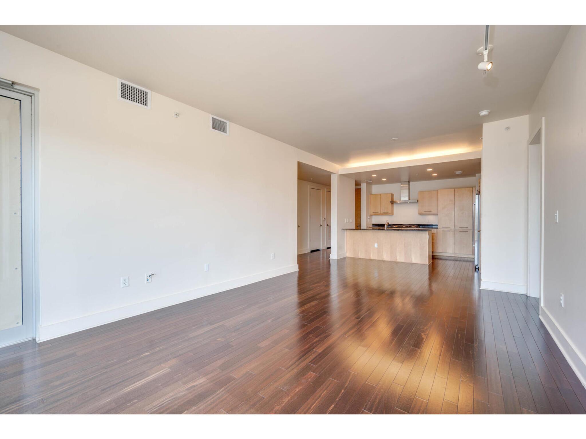 210 Lee Barton Dr #411 Property Photo 14