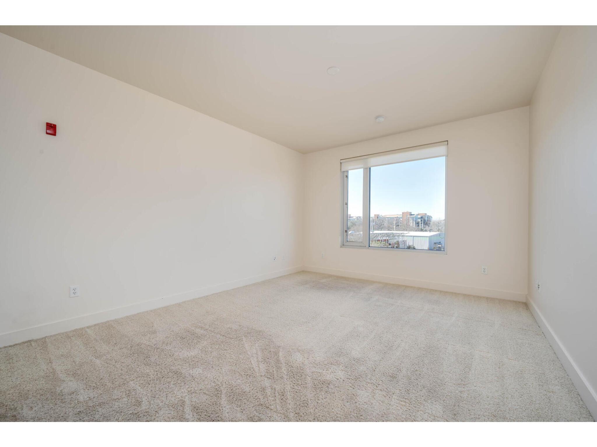 210 Lee Barton Dr #411 Property Photo 19