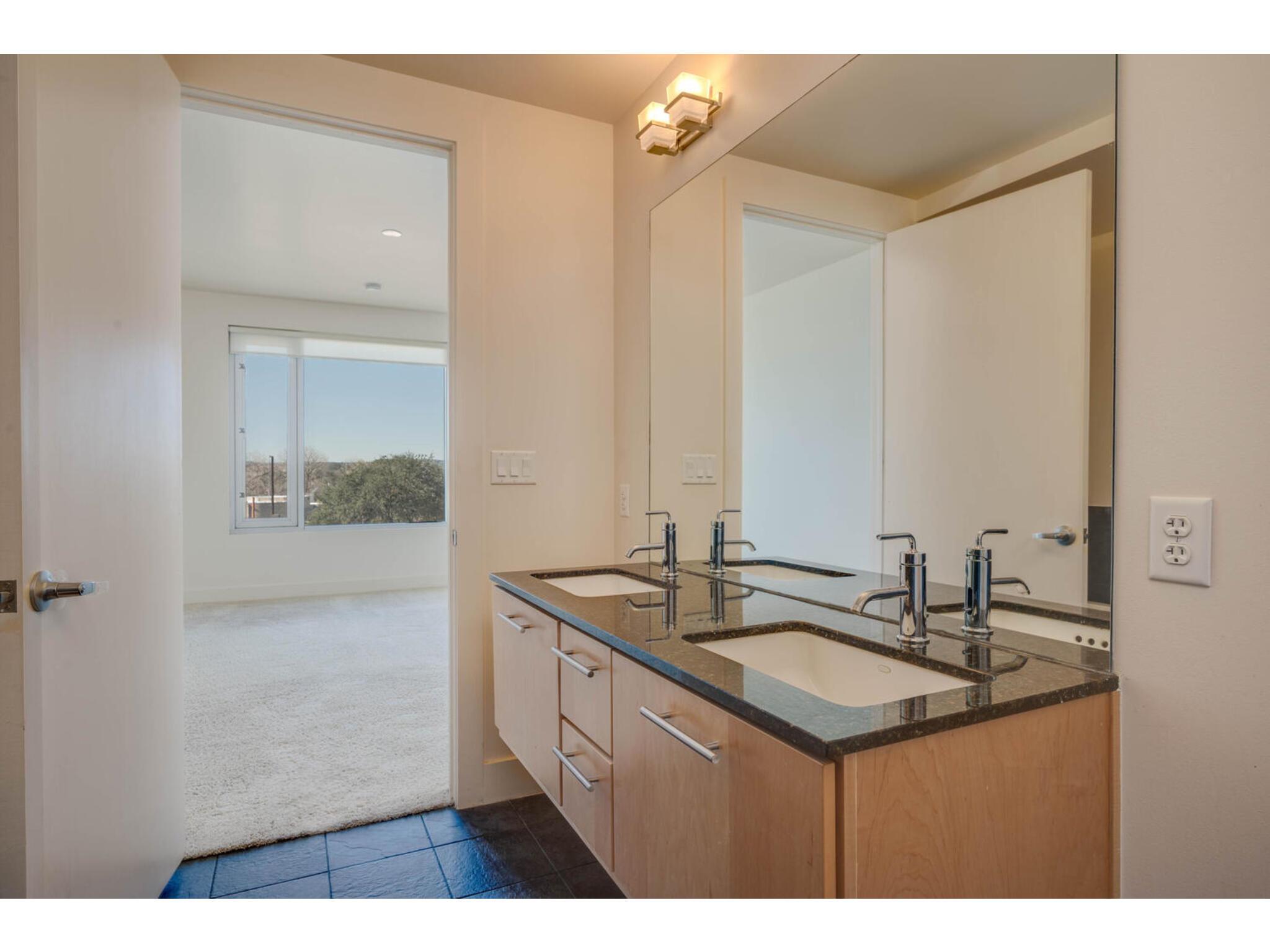 210 Lee Barton Dr #411 Property Photo 24
