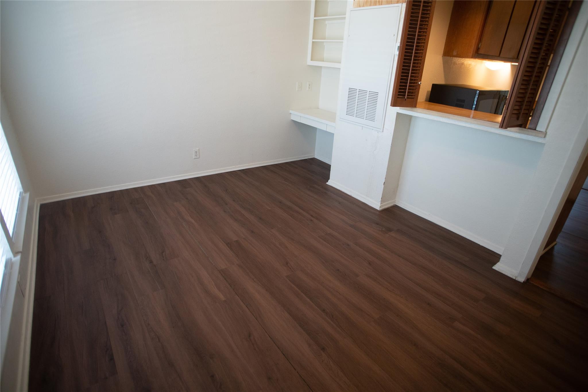 3000 Guadalupe St #208 Property Photo 1