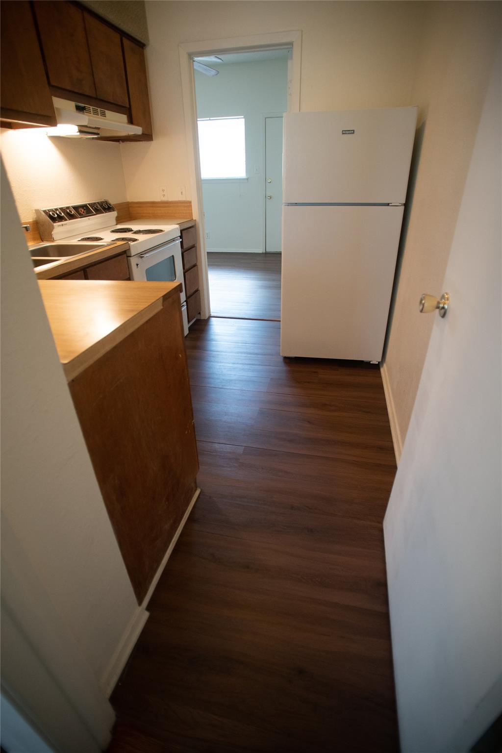 3000 Guadalupe St #208 Property Photo 6