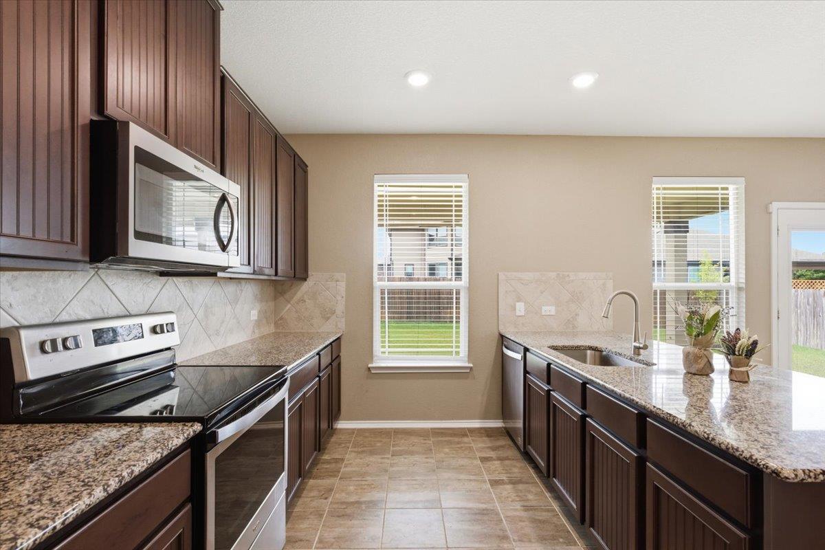 1006 Toltec Trl Property Photo 24