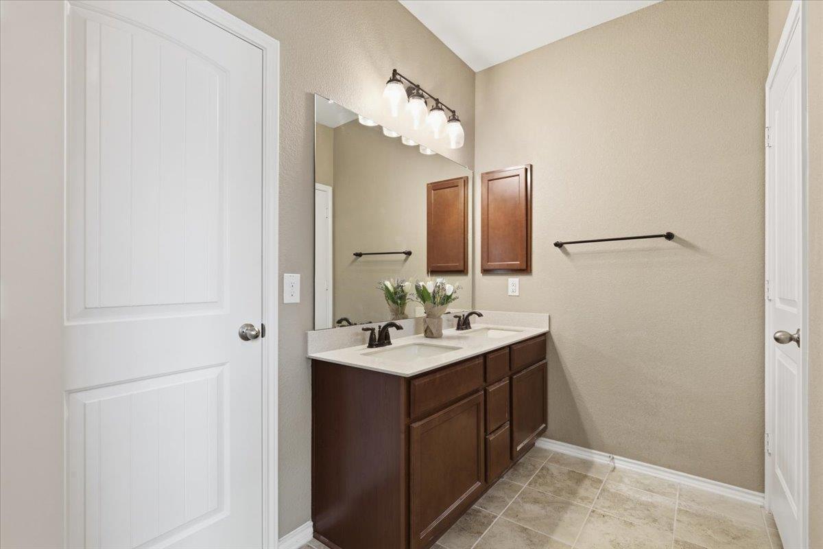 1006 Toltec Trl Property Photo 29