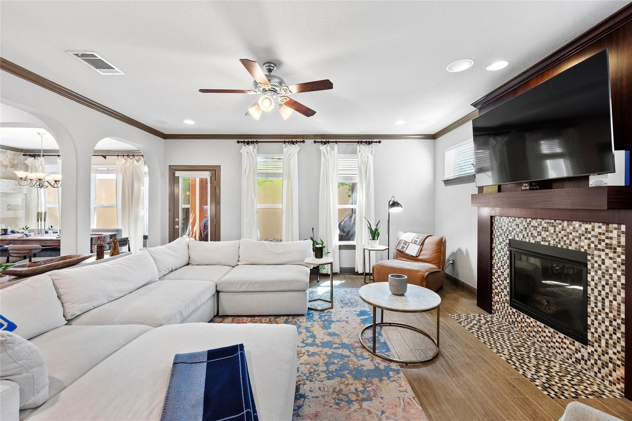 12332 Terraza Cir Property Photo 8