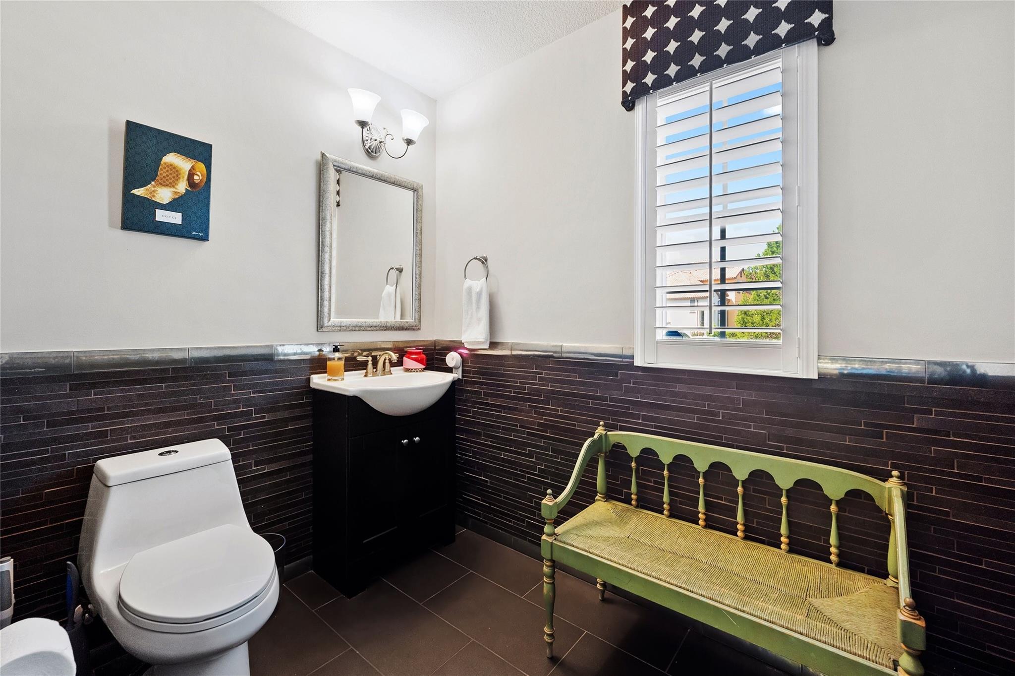 12332 Terraza Cir Property Photo 27