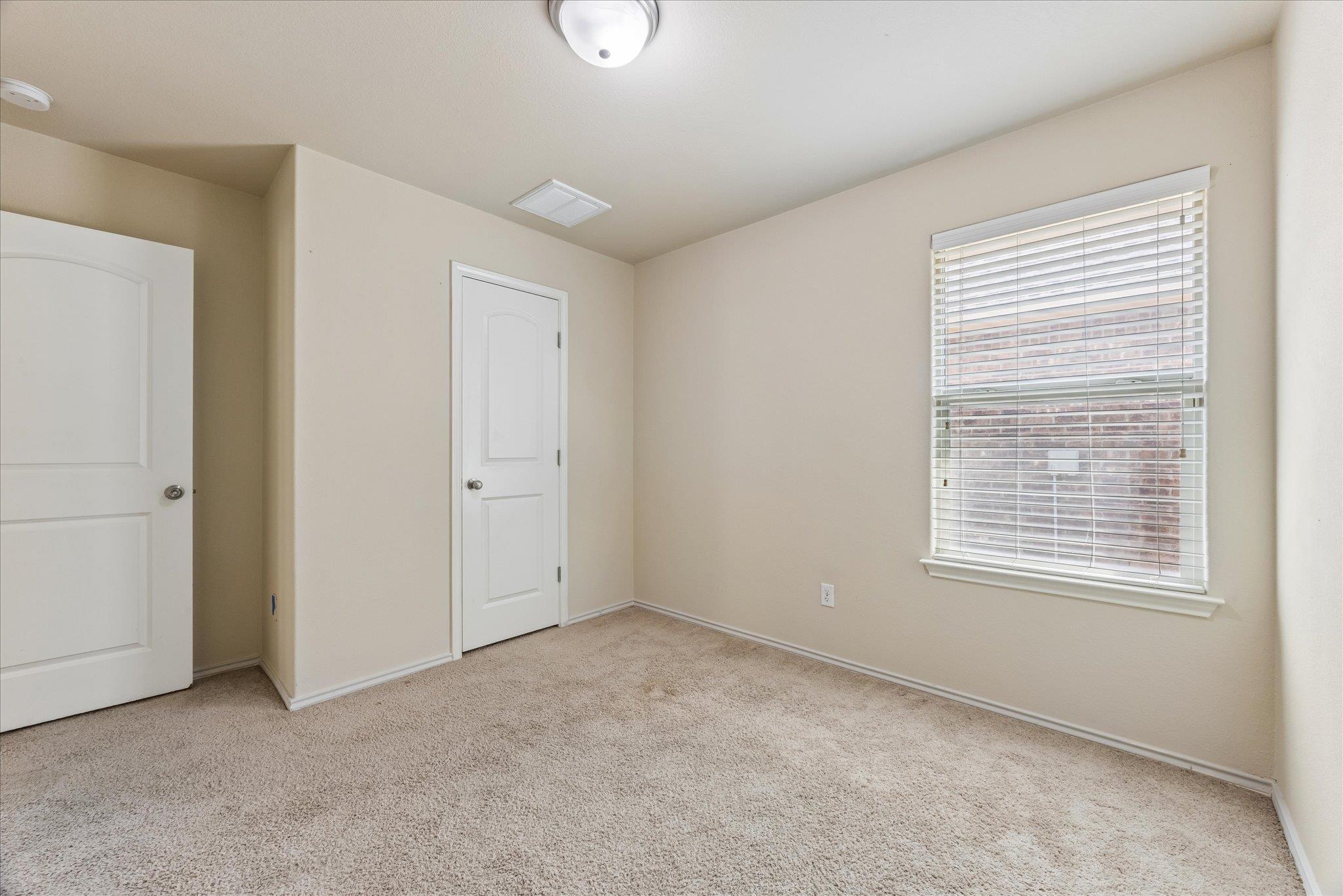 520 S Brook Dr Property Photo 9