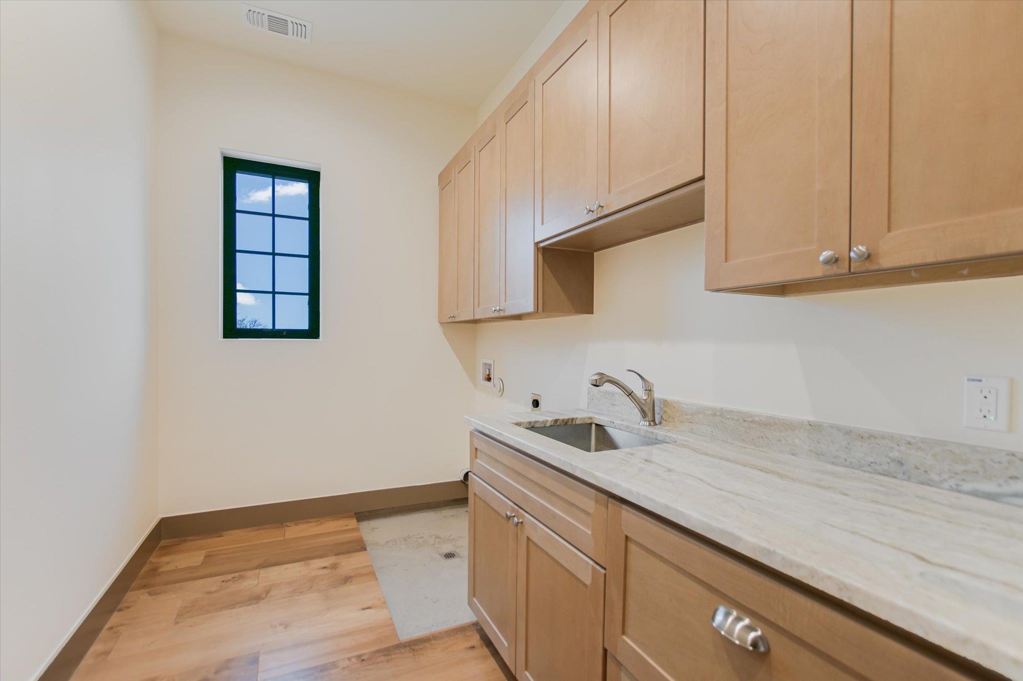 401 Eagle Ridge None Property Photo 13