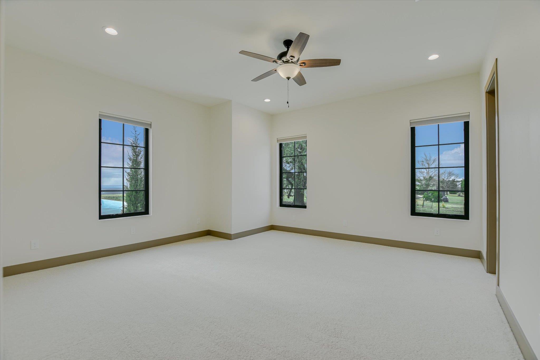 401 Eagle Ridge None Property Photo 14