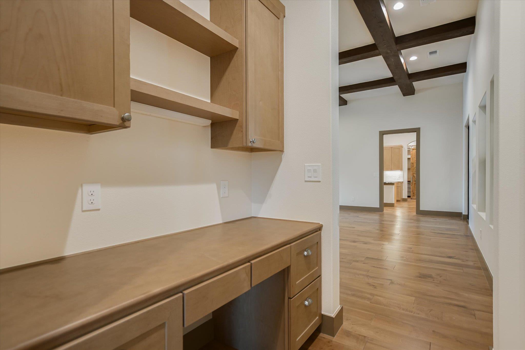 401 Eagle Ridge None Property Photo 18