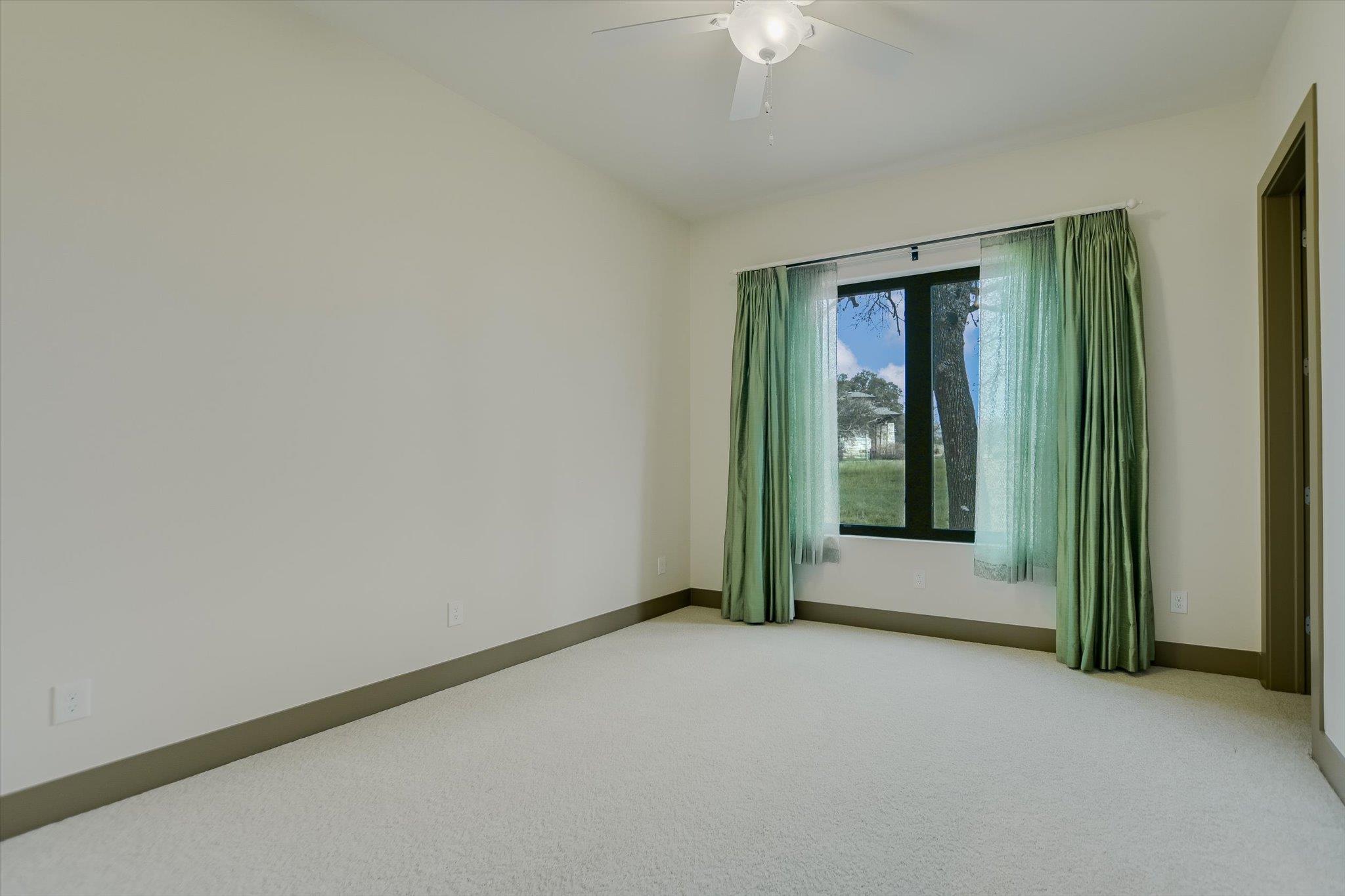 401 Eagle Ridge None Property Photo 23