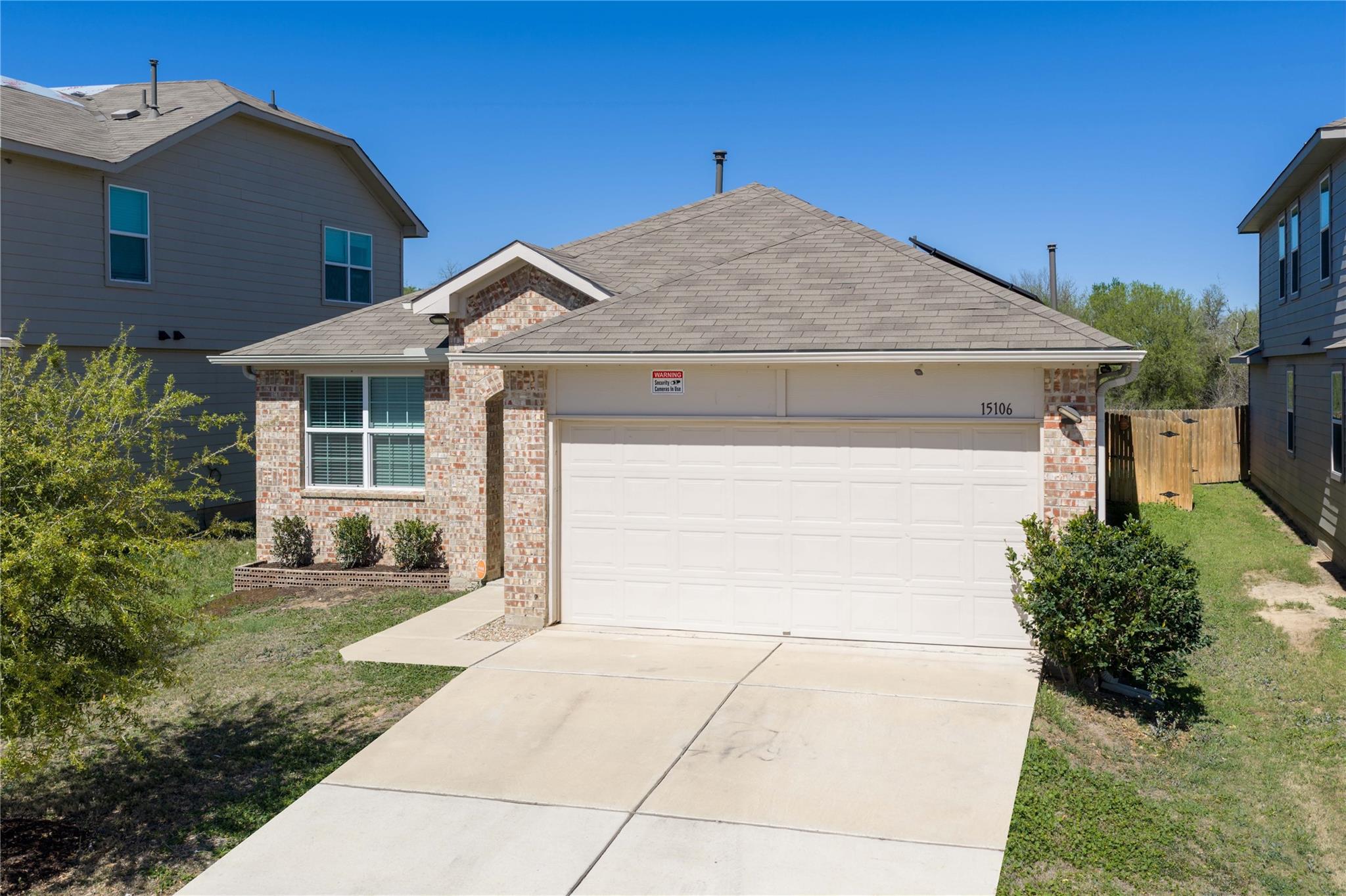15106 Kent Justin Dr Property Photo 1