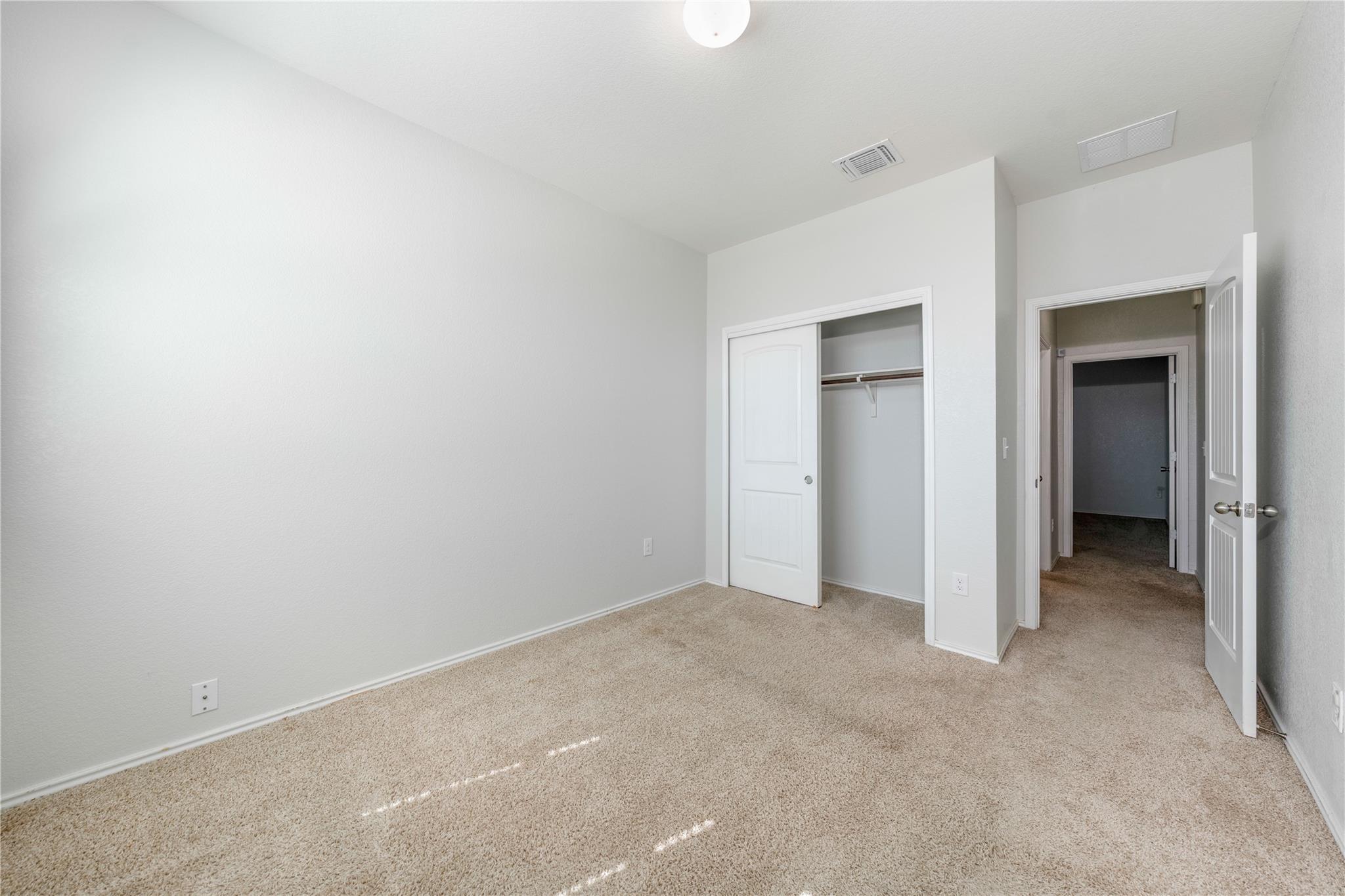 15106 Kent Justin Dr Property Photo 17