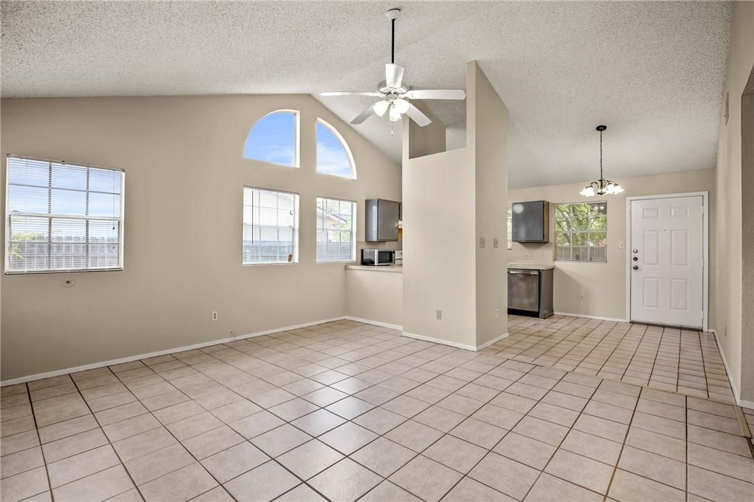 8807 Pineridge Dr #a Property Photo 4