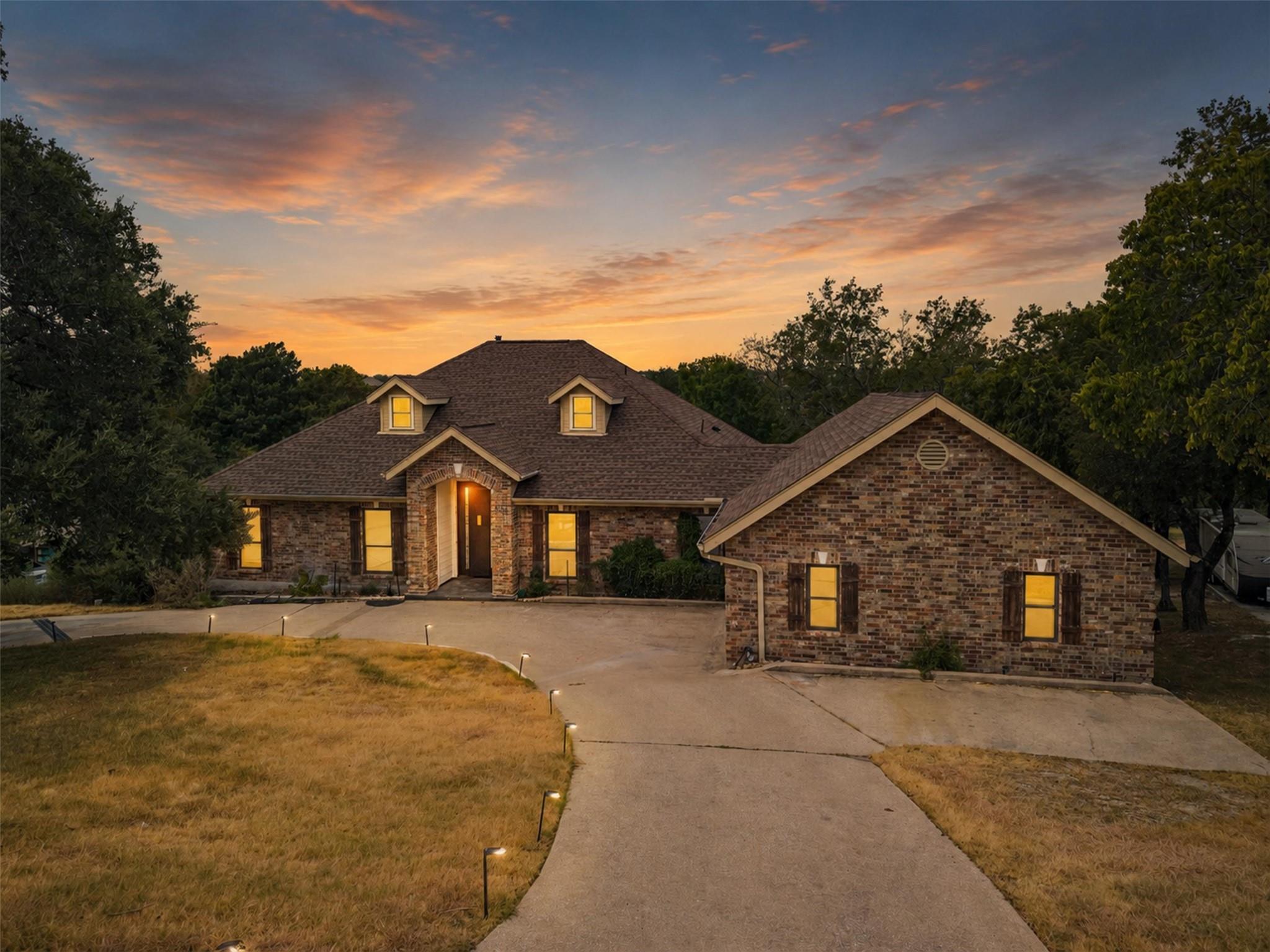 1800 Brushy Bend Dr Property Photo