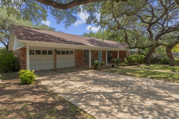 12402 Blue Water Cir Property Photo 2