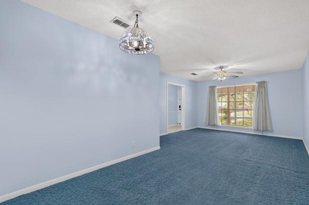 12402 Blue Water Cir Property Photo 7