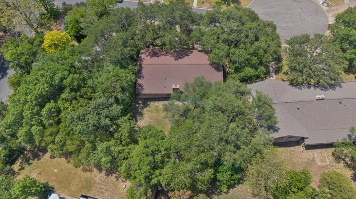12402 Blue Water Cir Property Photo 32