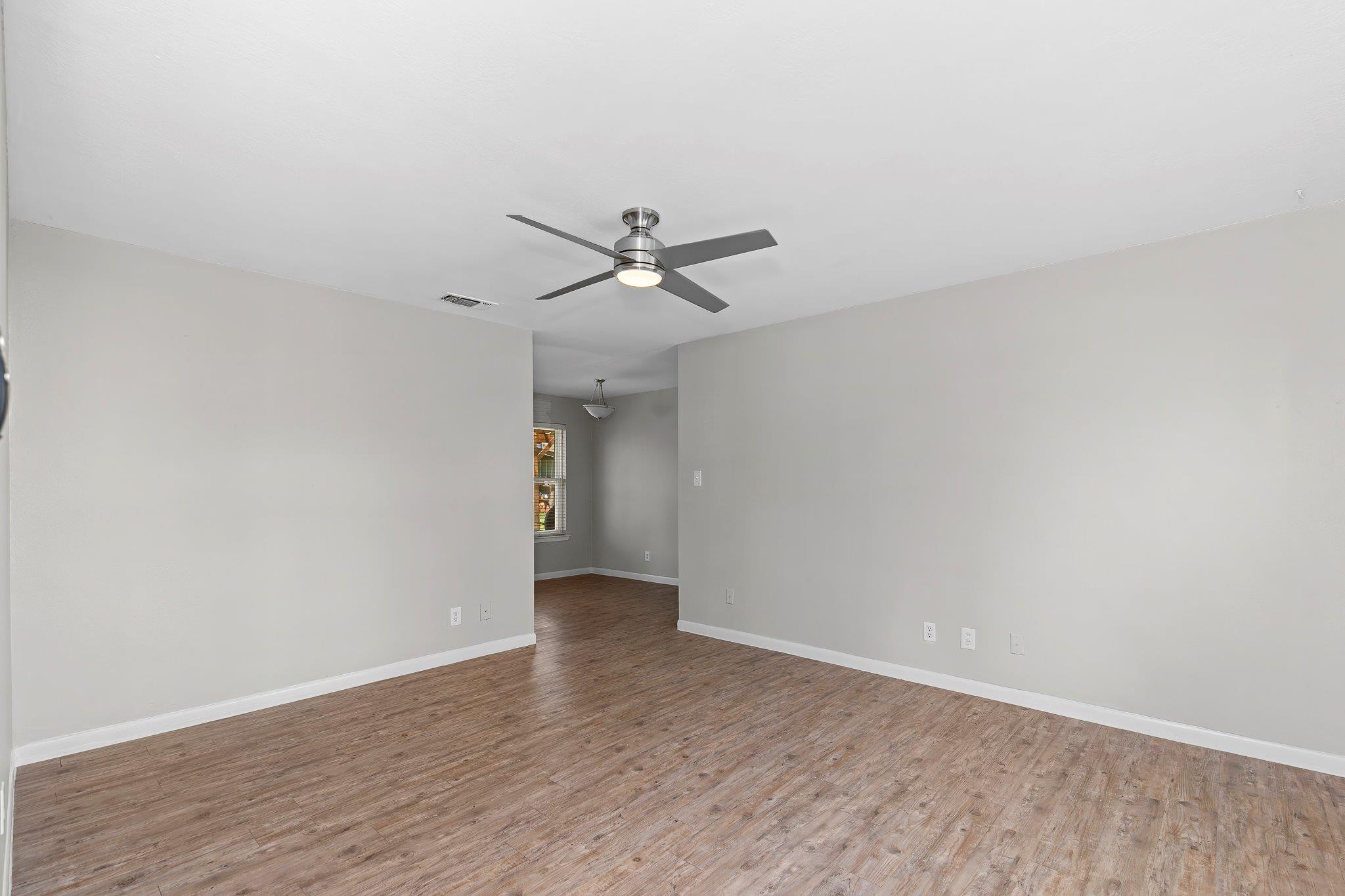 4804 Philco Dr Property Photo 10